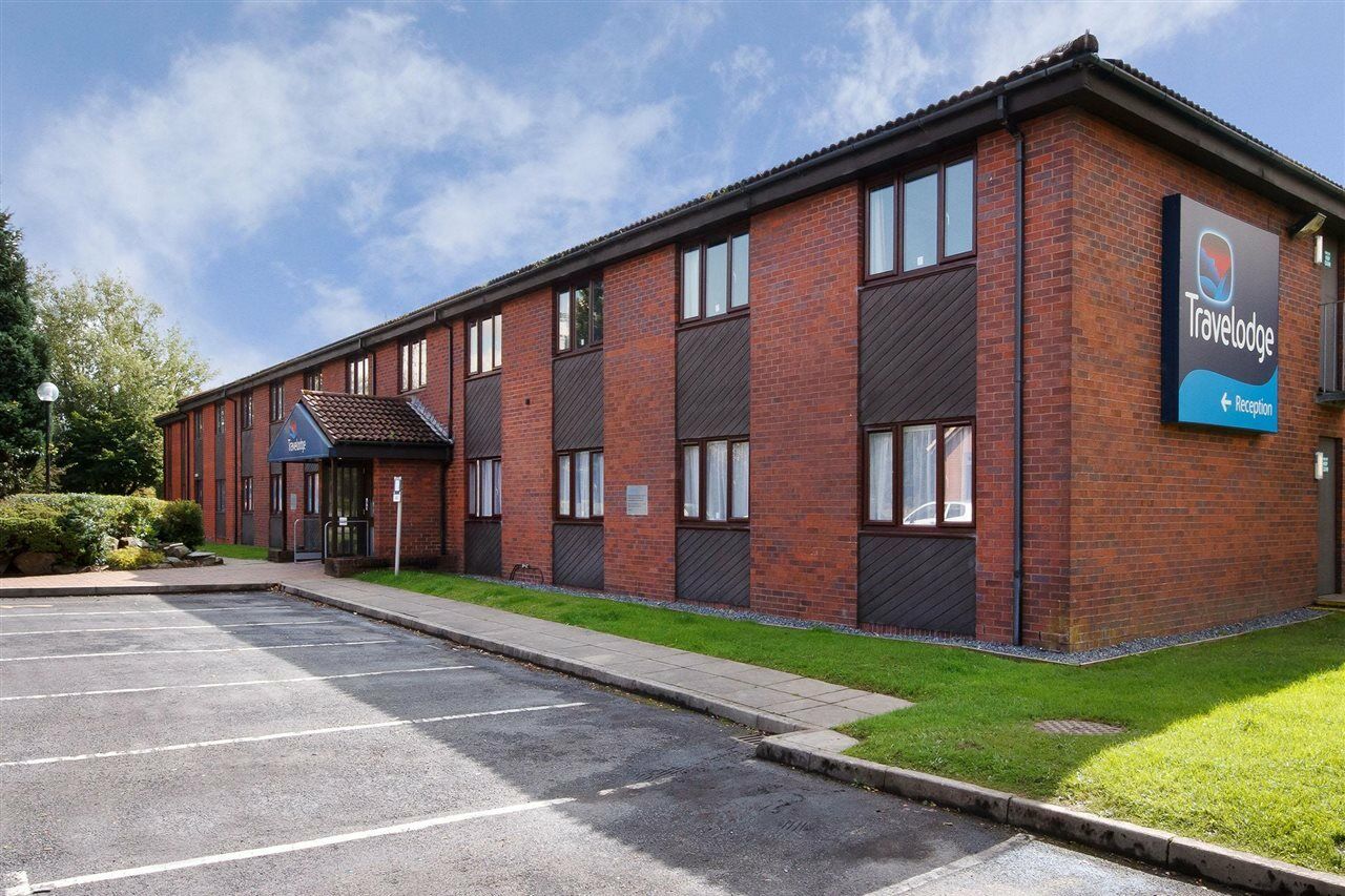 Travelodge Llanelli Cross Hands Екстер'єр фото